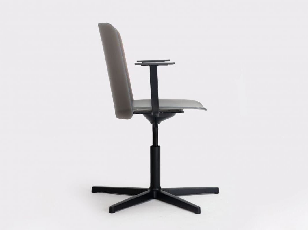 Полипропиленовое вращающееся кресло с подлокотниками ONDARRETA Supra ARCH-00046093 - Вид №2