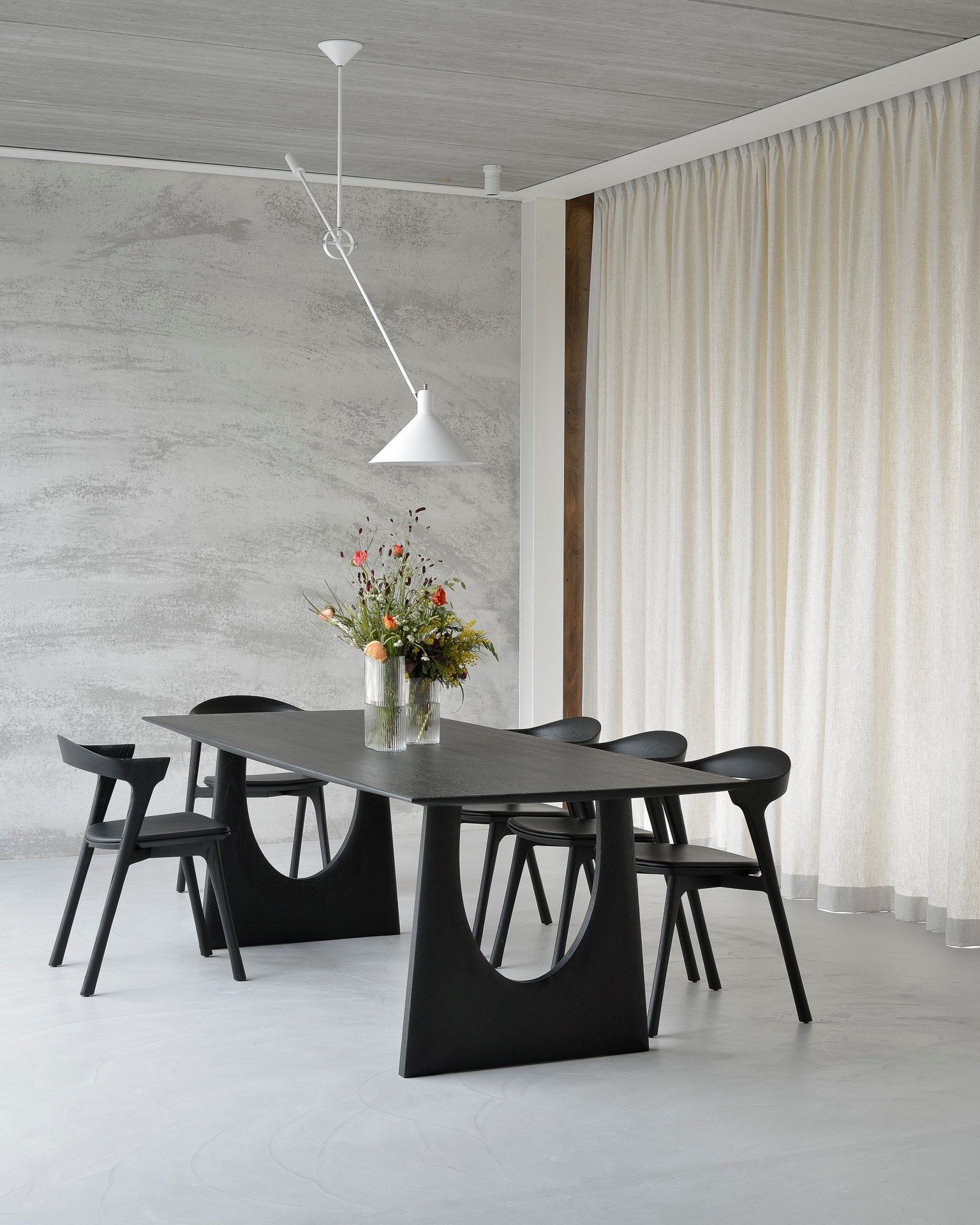 Прямоугольный обеденный стол из дуба Ethnicraft Геометрическая ARCH-00126990 - Вид №25