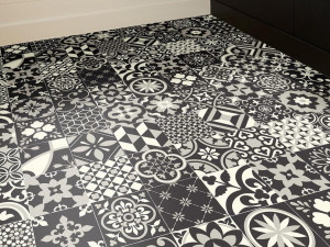 Нескользящий виниловый пол с цементным эффектом