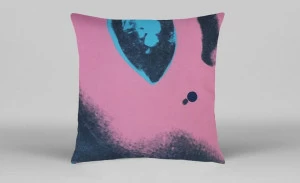 HENZEL STUDIO Квадратная подушка в стиле поп-арт с узором из ткани Henzel studio heritage: andy warhol / art pillows Aw05