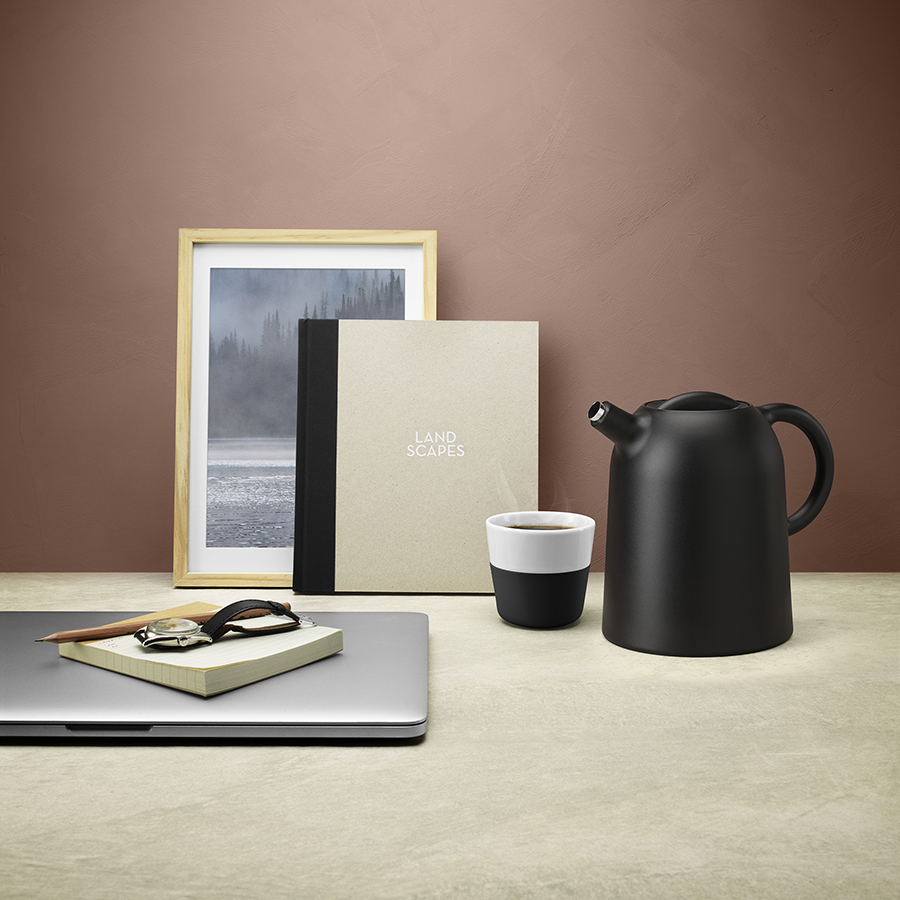 502717 Термокувшин thimble, 1 л, черный Eva Solo  - Вид №1