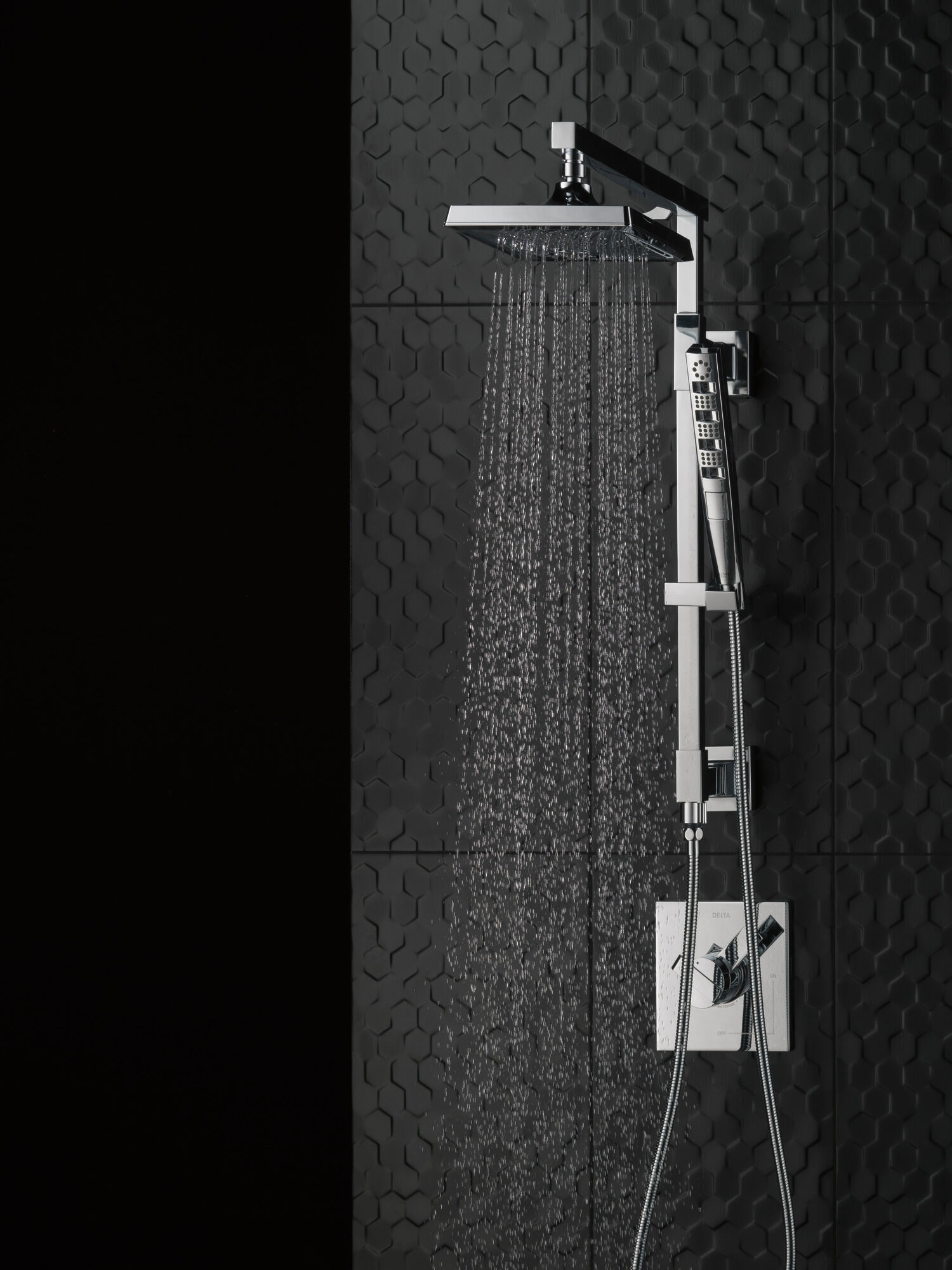 59140-PK H2Okinetic® Ручной душ с 4 режимами Delta Faucet Universal Showering Хром  - Вид №2