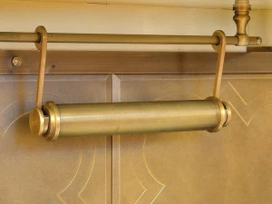 Officine Gullo Держатель для кухонных рулонов из латуни