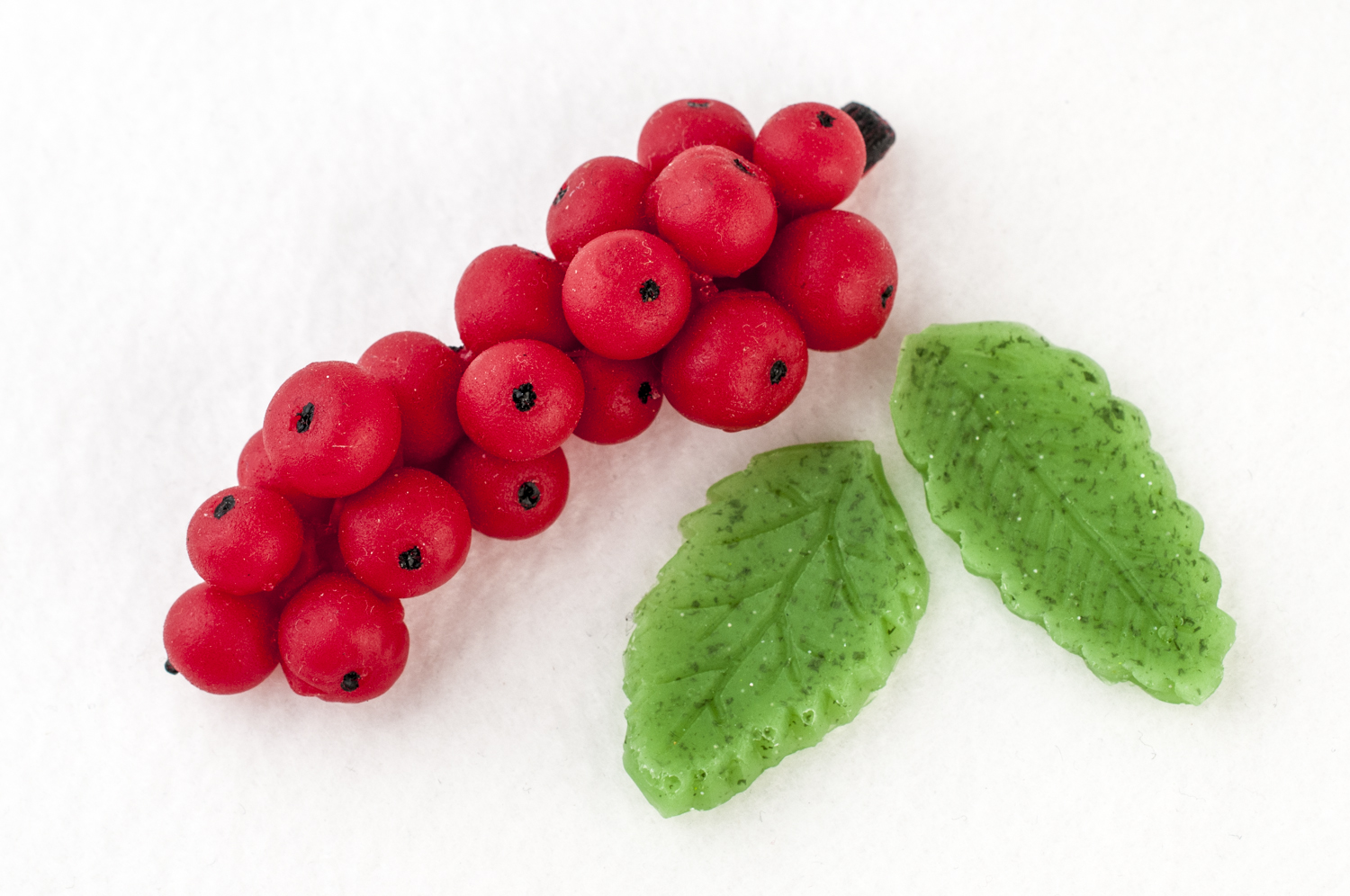 2729 Форма "Смородина с листиками S" силикон HobbyPage 