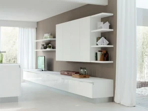 Cucine Lube Модульная стенка для хранения, прикрепленная к стене, покрытой лаком из дерева Essenza