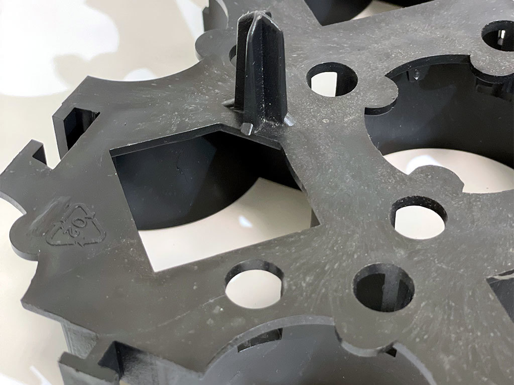 Газонная решетка ЭкоПарк черная 335*335*40мм ГеоПластБорд GPBST-102 - Вид №11