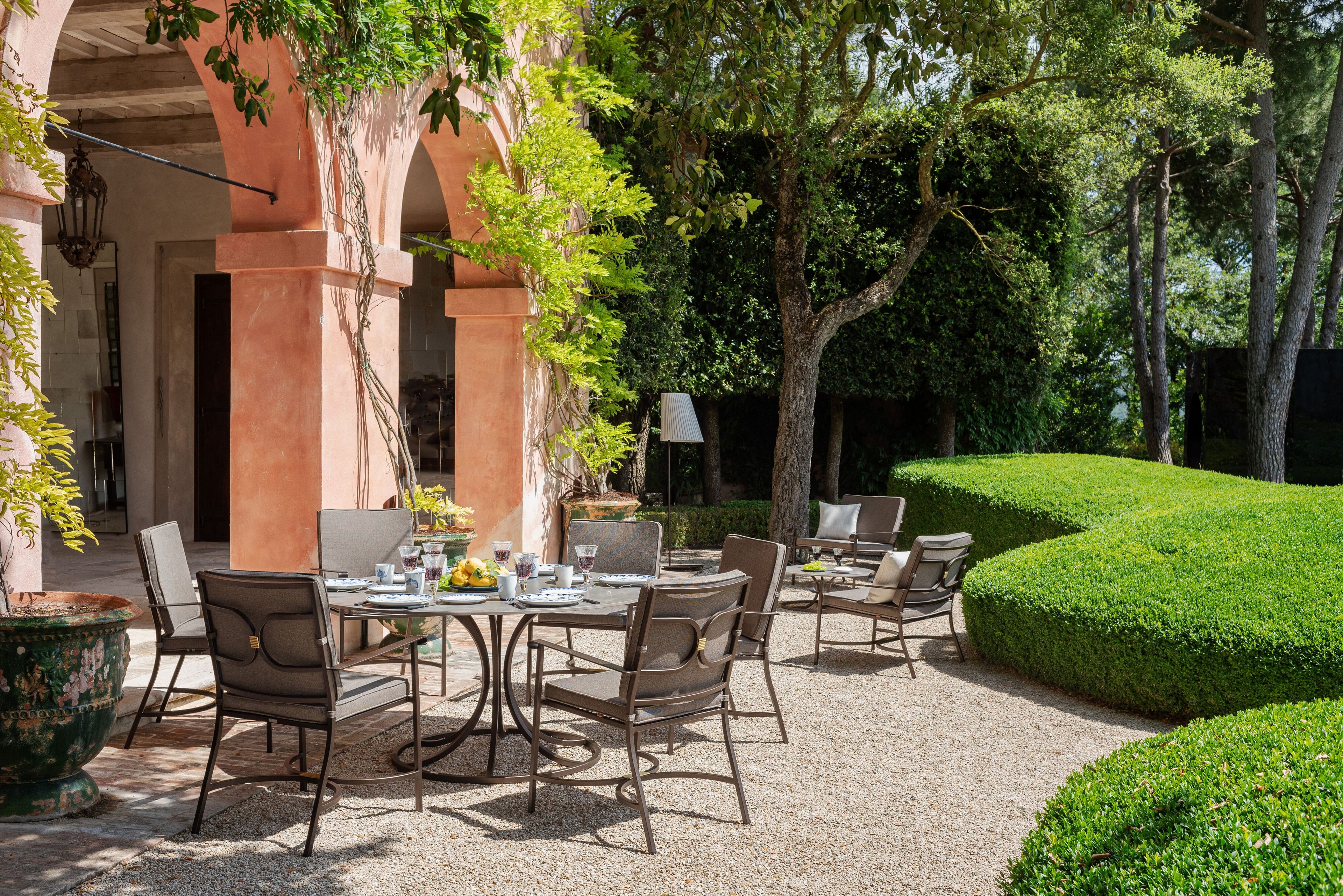 Круглый садовый стол из керамогранита emu Collier ARCH-00056623 - Вид №2