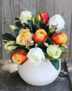 2613 304 a3 Искусственный букет из диких роз, 16-цветков, 28 см, желто-красный H-andreas