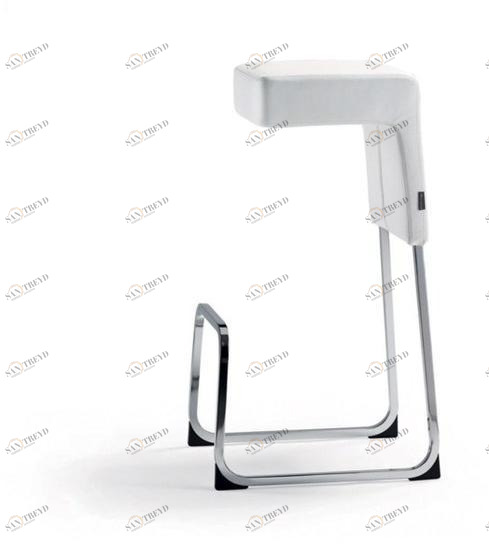 Wiesner-Hager Барный стул на санках с подставкой для ног Fizz 2240