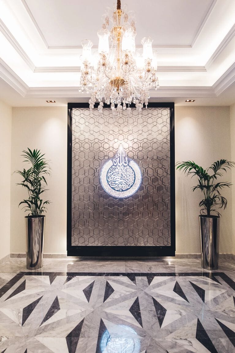 Декоративная стеклянная панель PlusObject GROMETRIC PATTERN ARCH-00009425 - Вид №1