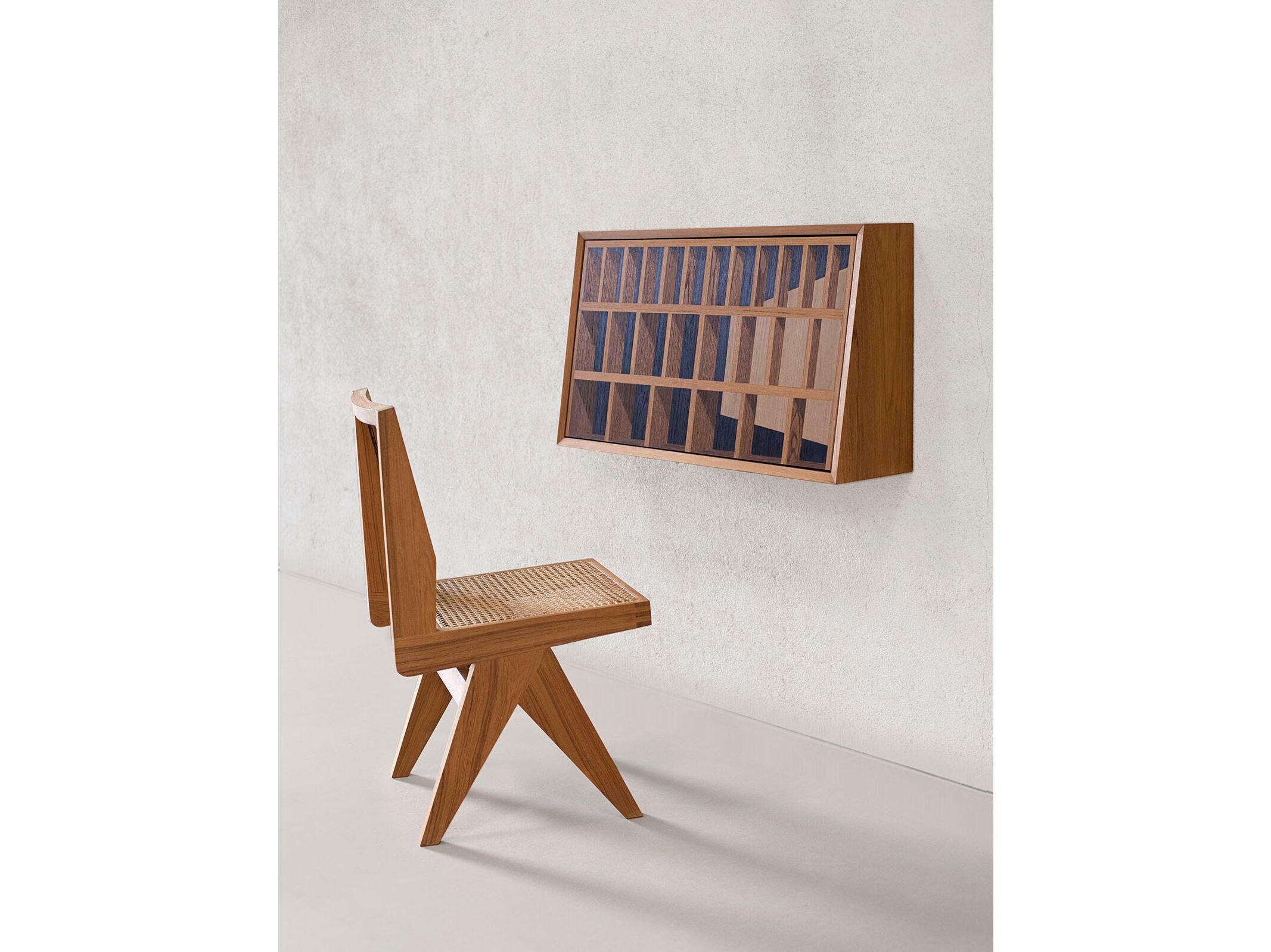 Подвесной письменный стол из тикового дерева с откидными дверцами Phantom Hands X + L ARCH-00003282 - Вид №2