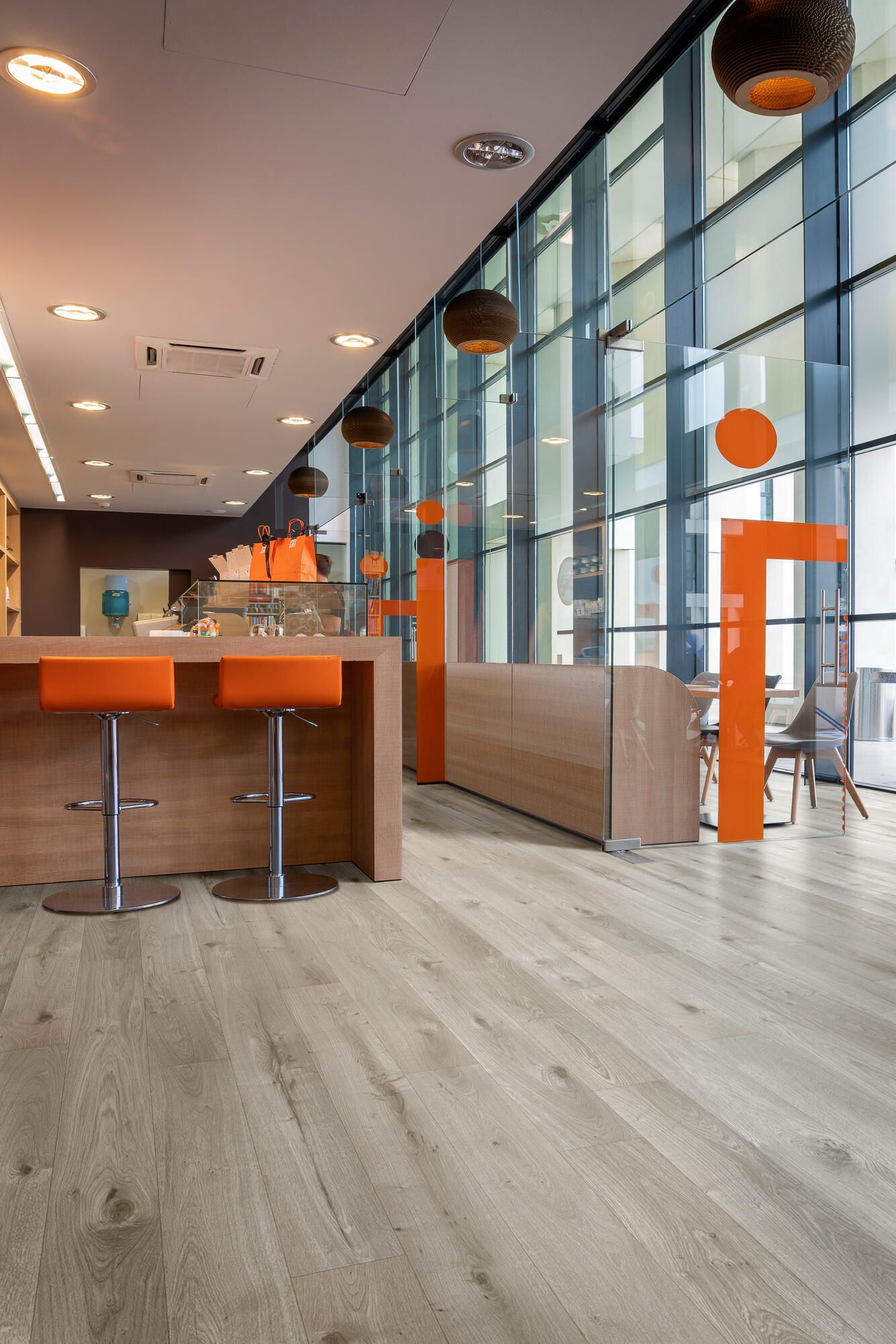 Нескользящий виниловый пол с эффектом дерева BEAUFLOR Phoni-Xtreme ARCH-00053389 - Вид №3