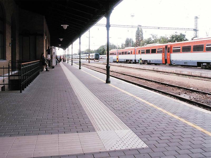 Casalgrande Padana Тактильный пол из керамогранита для внутреннего и наружного применения Granitogres sun-id-1450807 - Вид №2