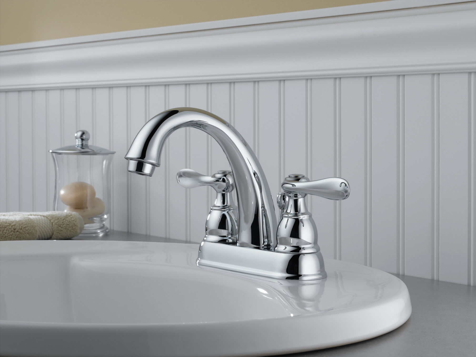 25996LF-ECO Смеситель для ванной комнаты с двумя ручками Delta Faucet Windemere Хром  - Вид №1