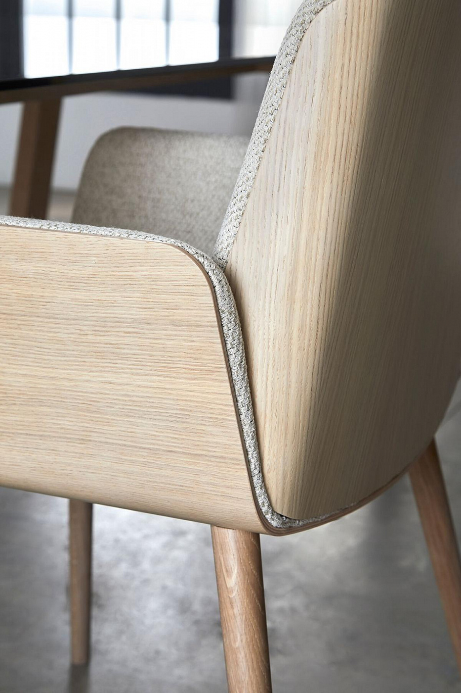 075543 Кресло-стул Punt Mobles Hug Santreyd - Вид №5