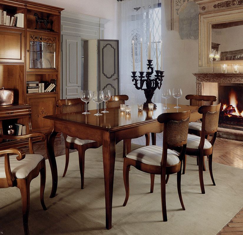 Стол  BTC INTERNATIONAL 404 