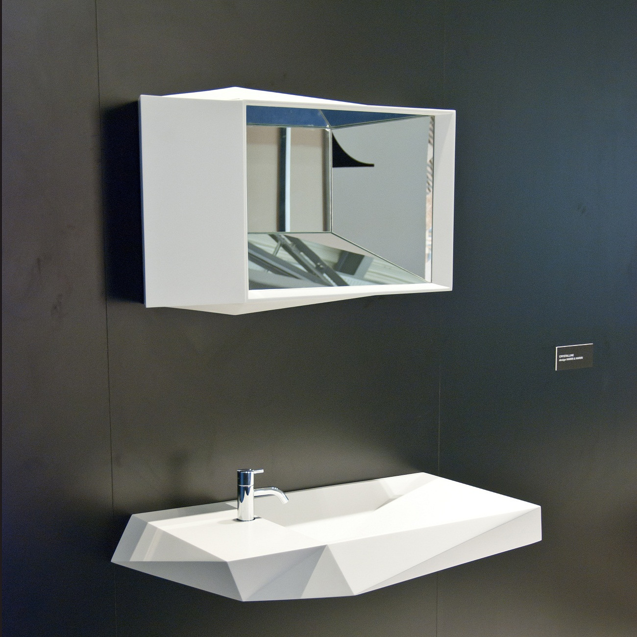 46708 Подвесная раковина настенная овальная Rapsel  белая  - Вид №1