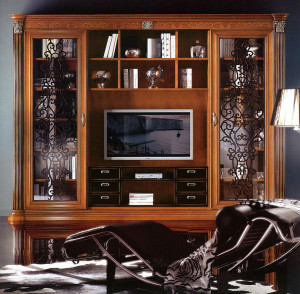 Стенка  BTC INTERNATIONAL E700