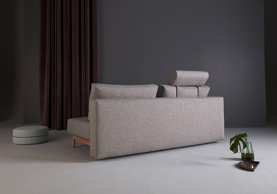 Диван Trym с подушками, ножками из дуба и черной рамой, серый Innovation Living TRYM521 - Вид №5