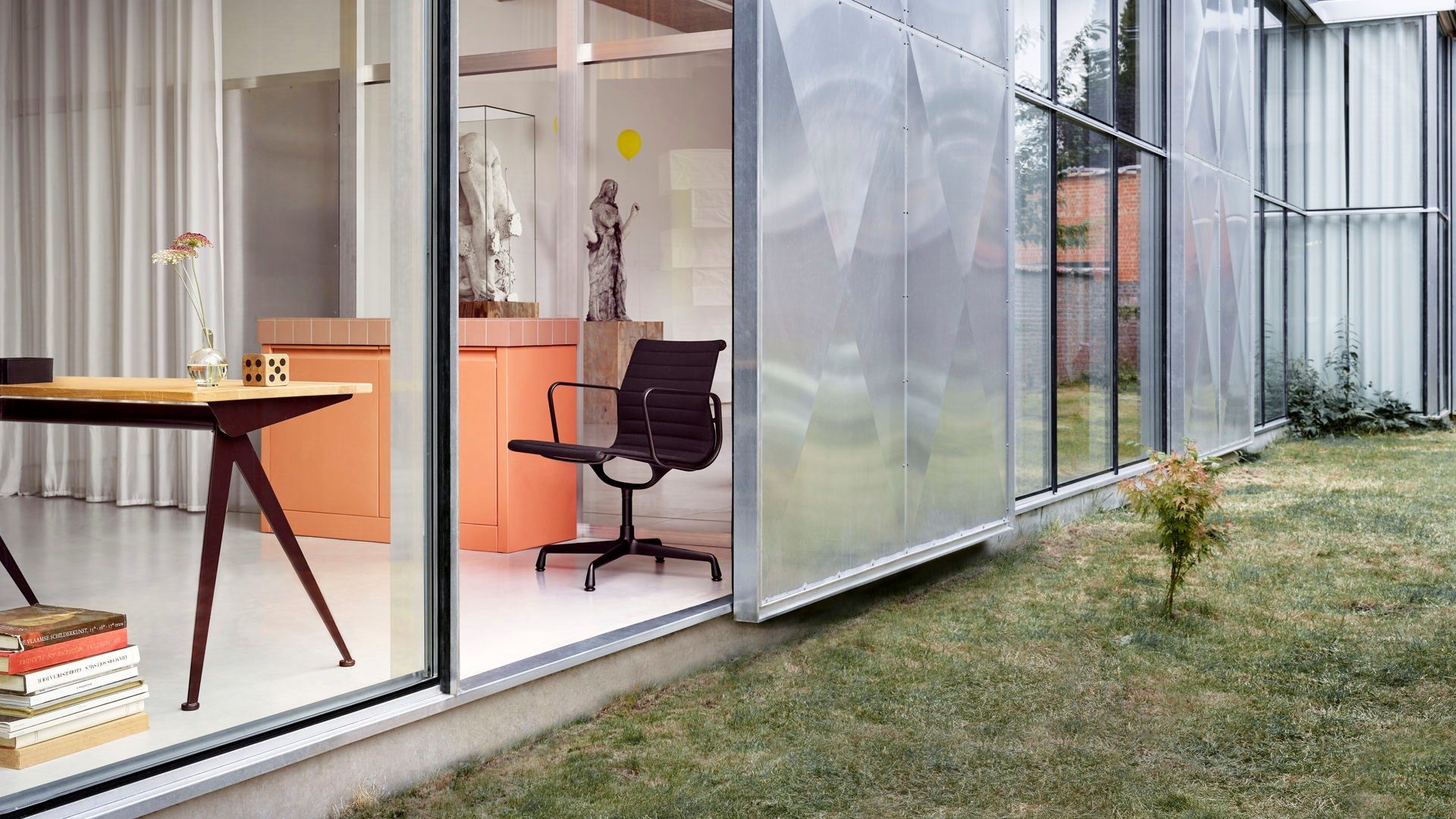 Стул из ткани VITRA Eames Aluminium Group ARCH-00027847 - Вид №17