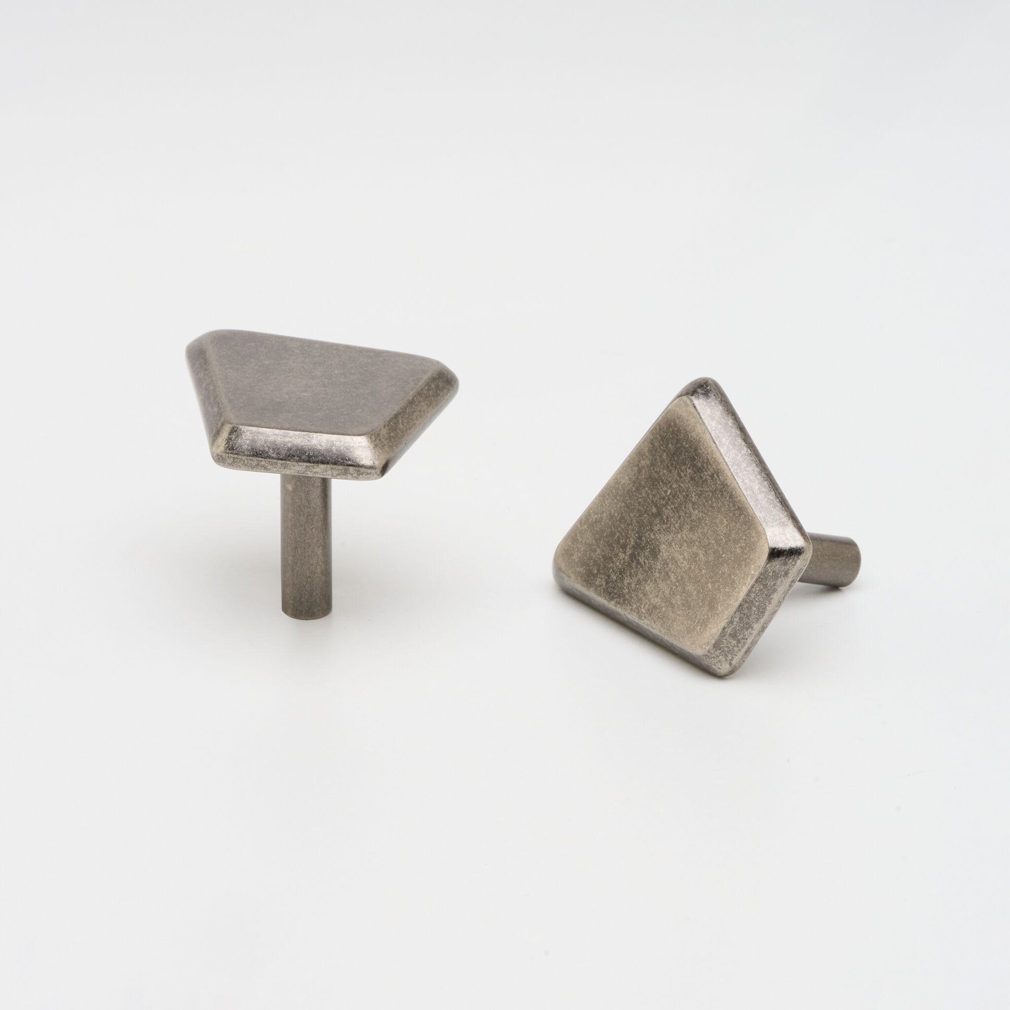 Латунная ручка Lo & Co Interiors Line Series ARCH-00095130 - Вид №2