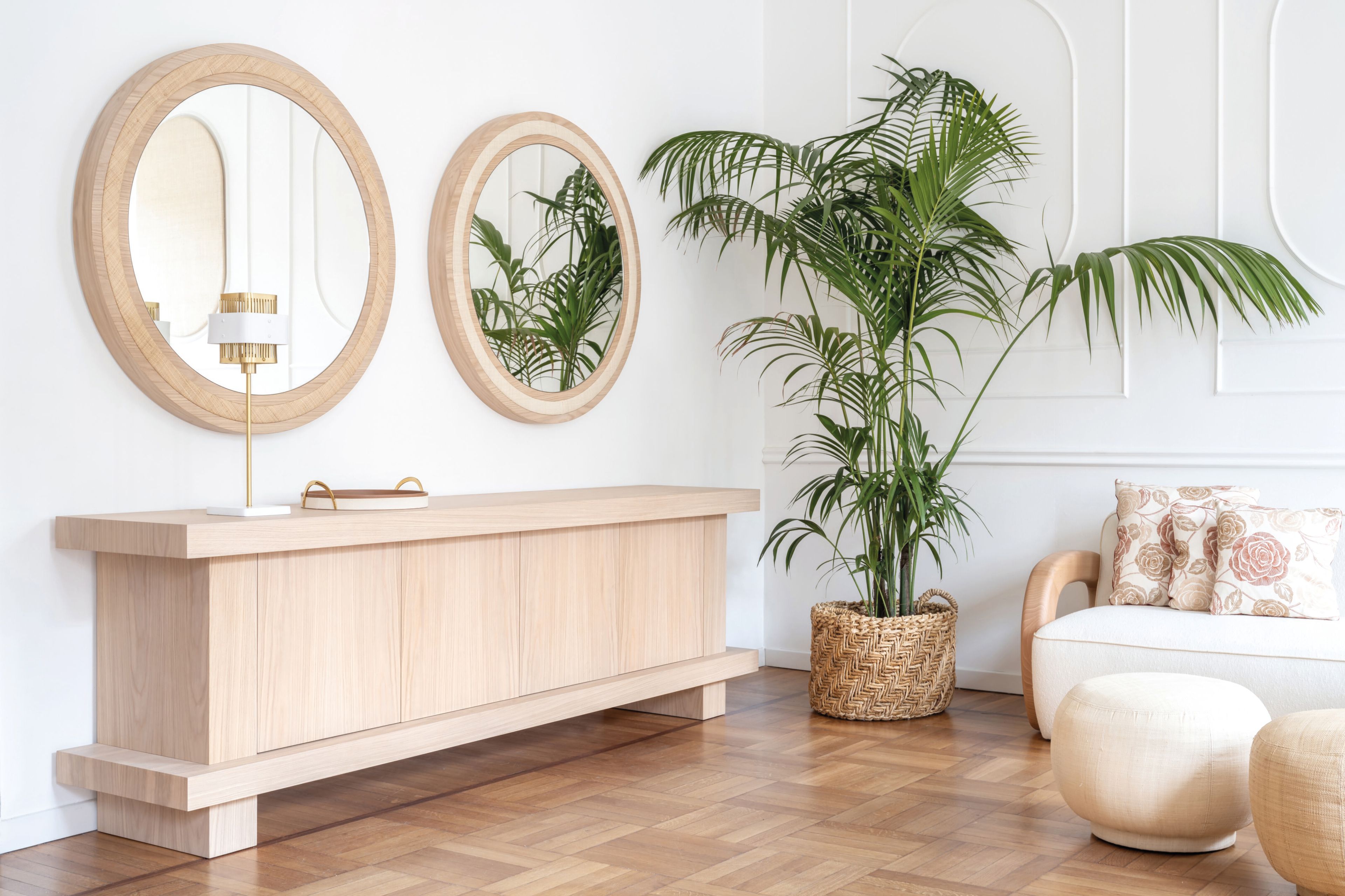 Шкаф из дуба с распашными дверями DOM EDIZIONI коллекция Ривьера ARCH-00083393 - Вид №1