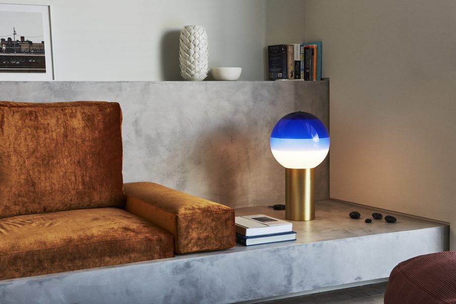 085717 Настольный светильник M оранжево-графитовый Marset Dipping Light  - Вид №1