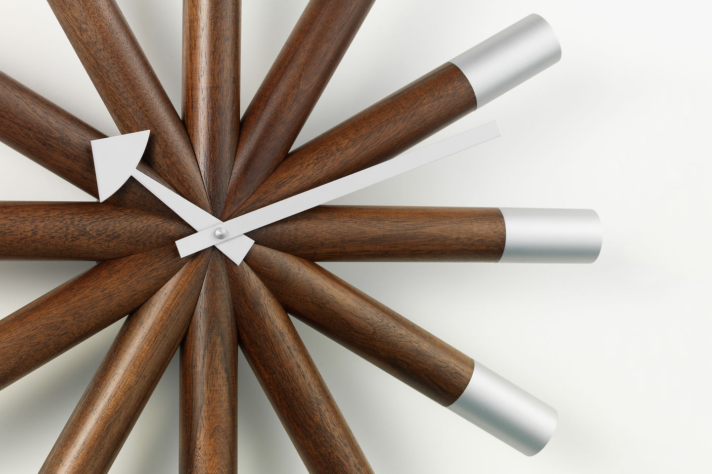 VITRA Настенные часы - Часы с колесом George Nelson, 1948-1960 Vitraglobal sun-id-1986652 - Вид №3