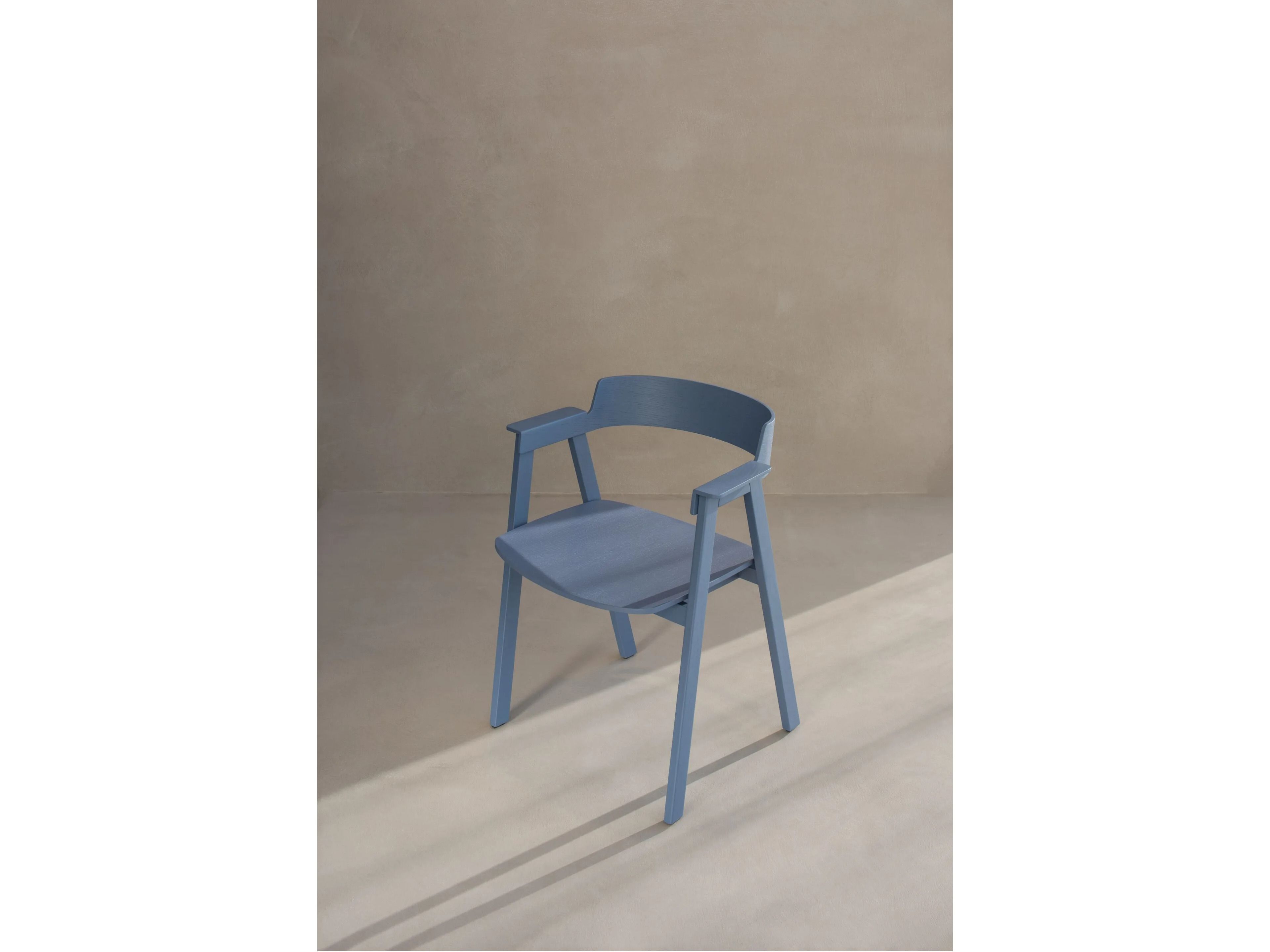 Стул из лакированного дуба с подлокотниками Gazzda FLIP ARCH-00109869 - Вид №19