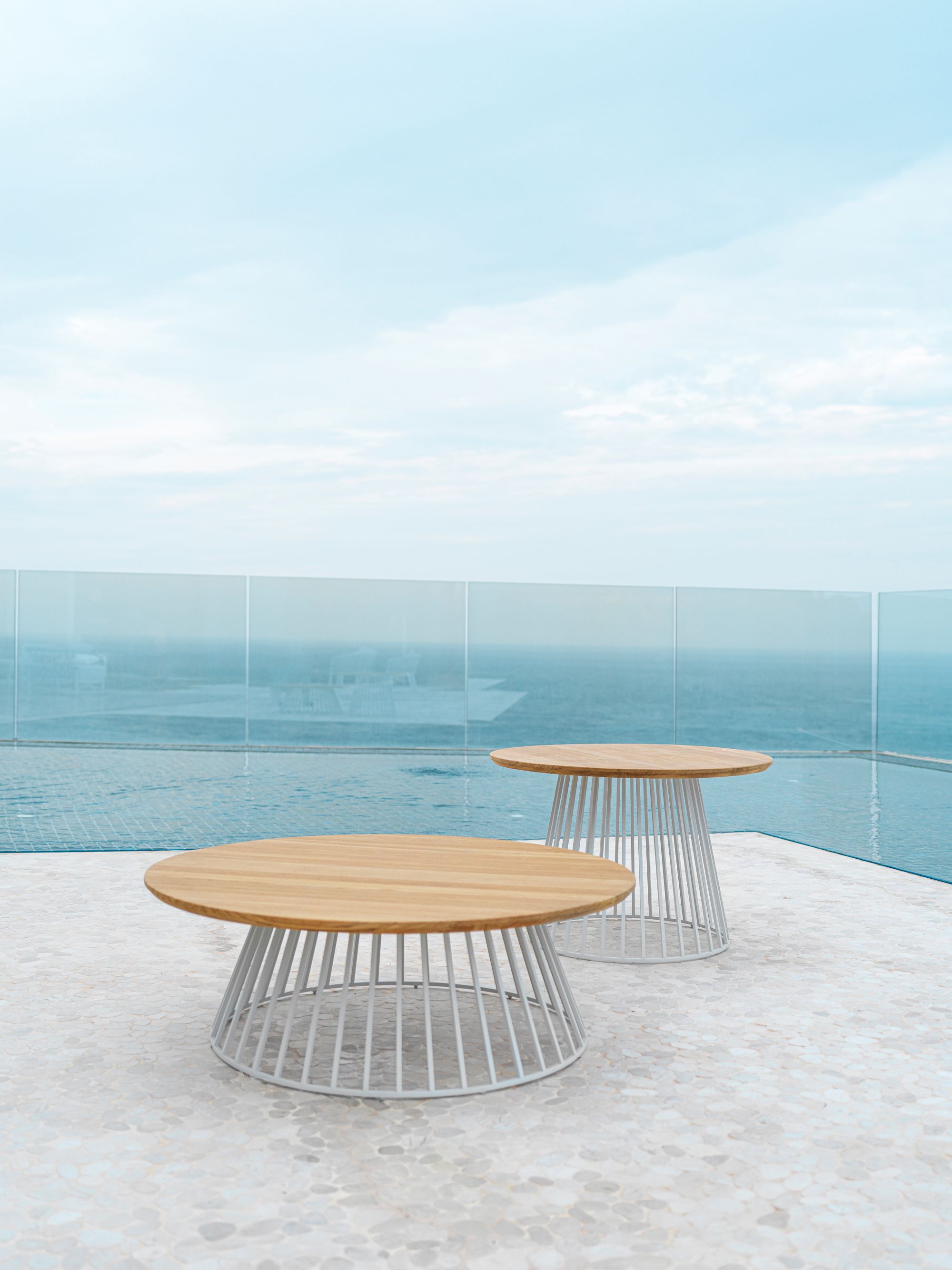 Круглый стол из тикового дерева solpuri сетка ARCH-00151740 - Вид №1