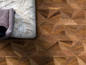 Паркет из грецкого ореха