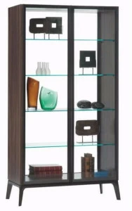 Roche Bobois Витрина со встроенным освещением