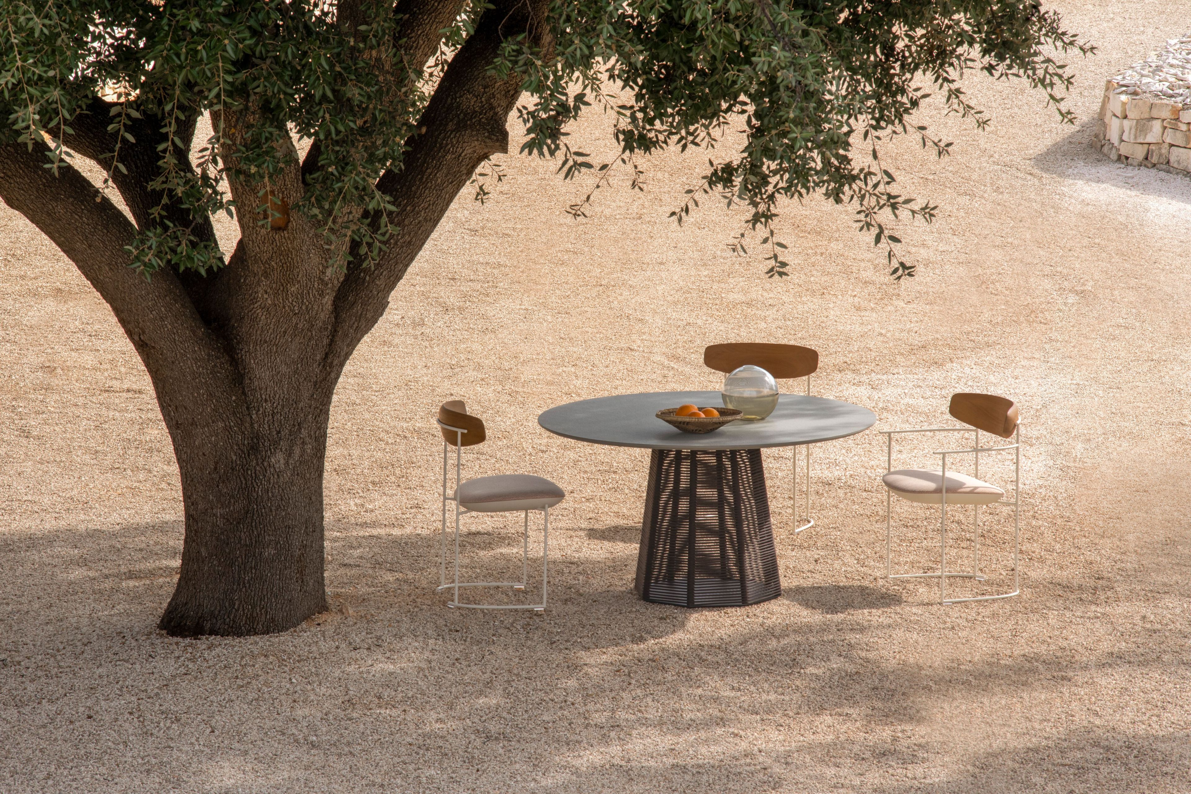 Металлический садовый стул с открытой спинкой Potocco Keel Light ARCH-00038891 - Вид №1