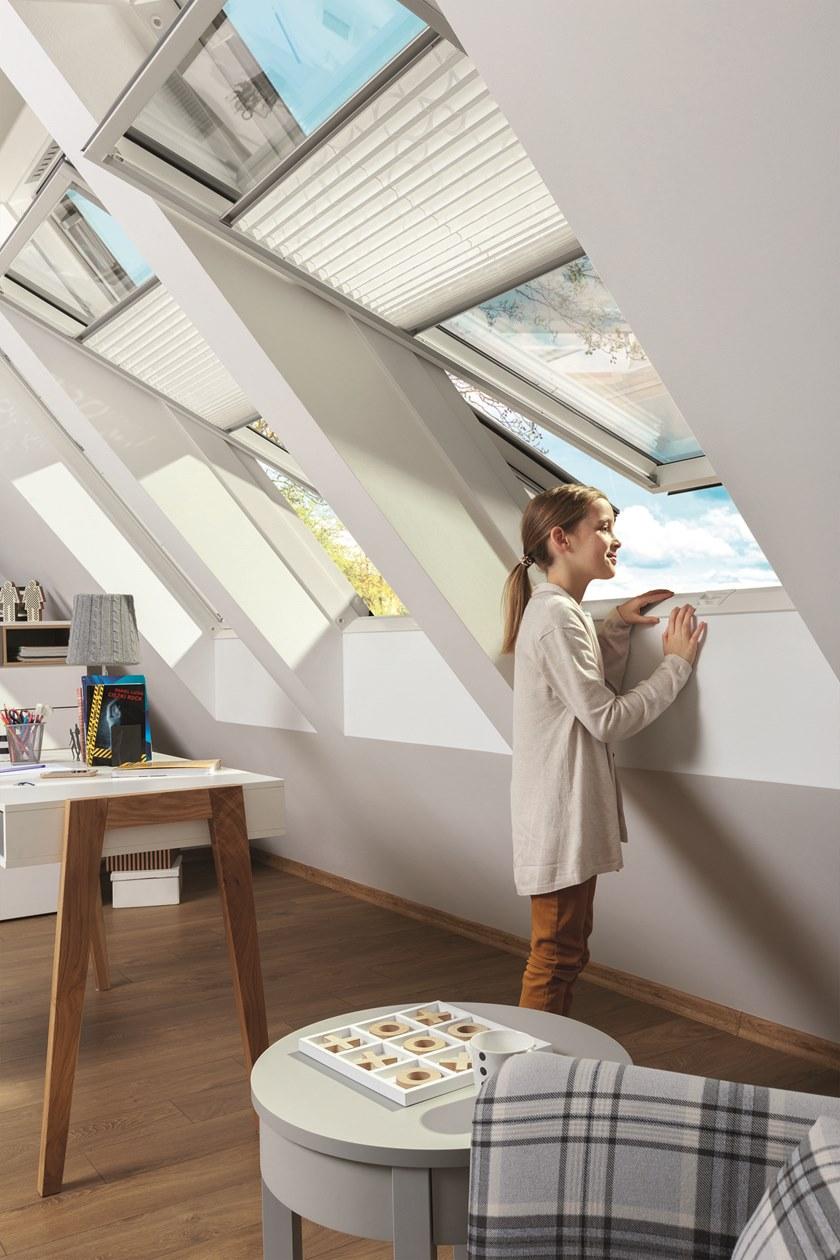 Fakro Мансардное окно из сосны с защитой от взлома Finestra a bilico sun-id-1437755 - Вид №1