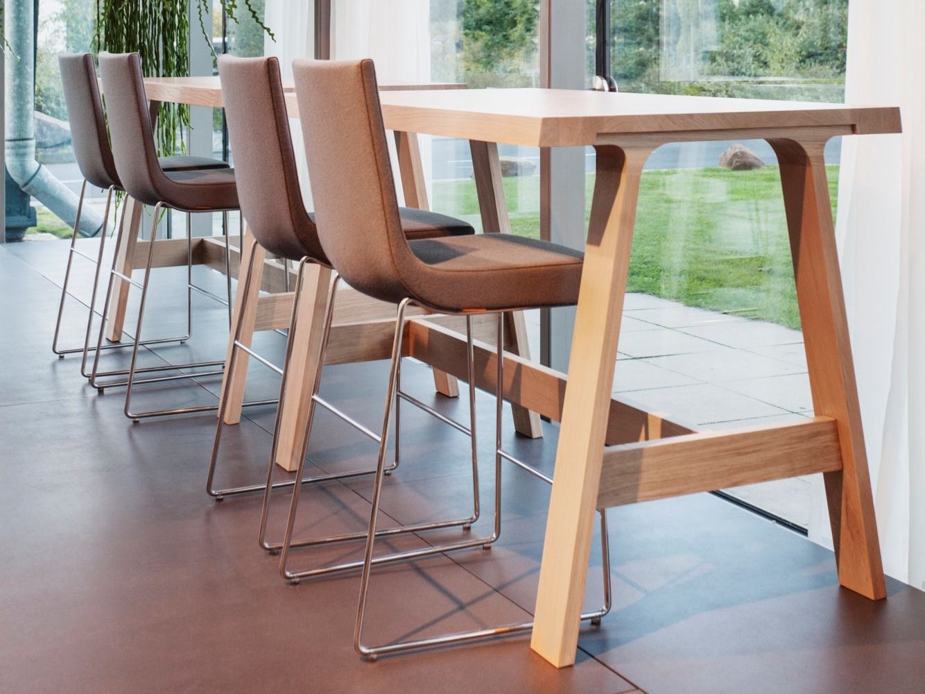 Высокий тканевый стул со спинкой Montis Джим ARCH-00098549