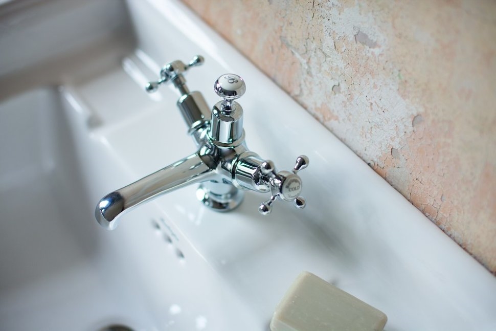 Cмеситель для раковины на 1 отверстие с кнопкой Click-Clack [CL6]  Burlington T12-QT, W11, T1  - Вид №2