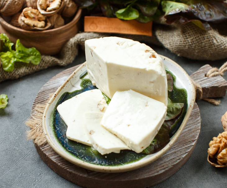 1110 "Качотта" с грецким орехом Вкусляндия 