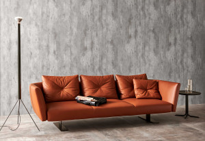 3-местный кожаный диван