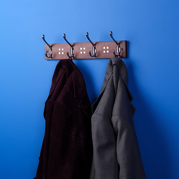 Вешалка  с декором «квадраты», 400x70x50 мм, орех LJPS0001 Public Steel Россия  - Вид №1