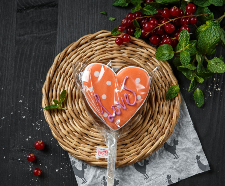 9567 Пряник LOVE оранжевый Вкусляндия  - Вид №2