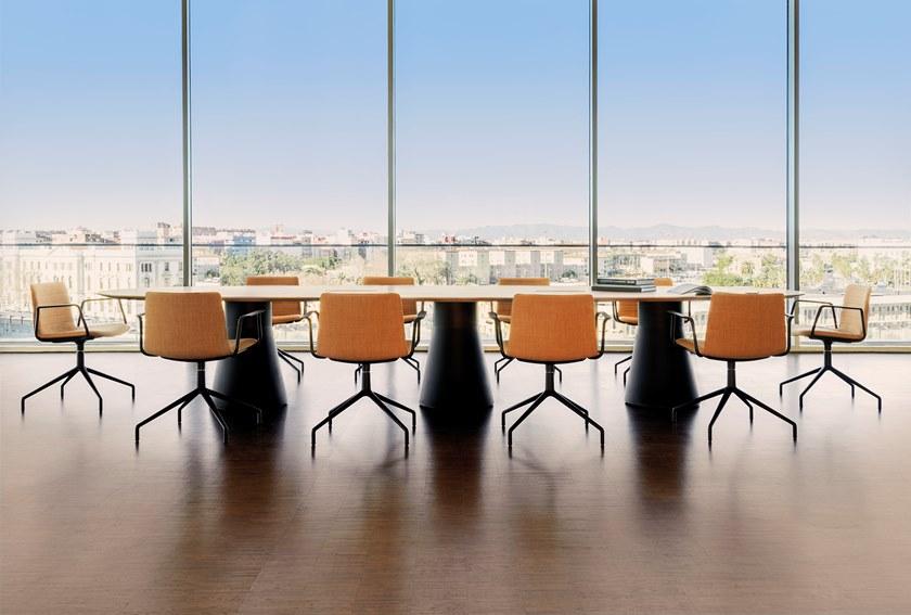 Andreu World Кресло вращающееся с подлокотниками Flex chair So1305 - Вид №1