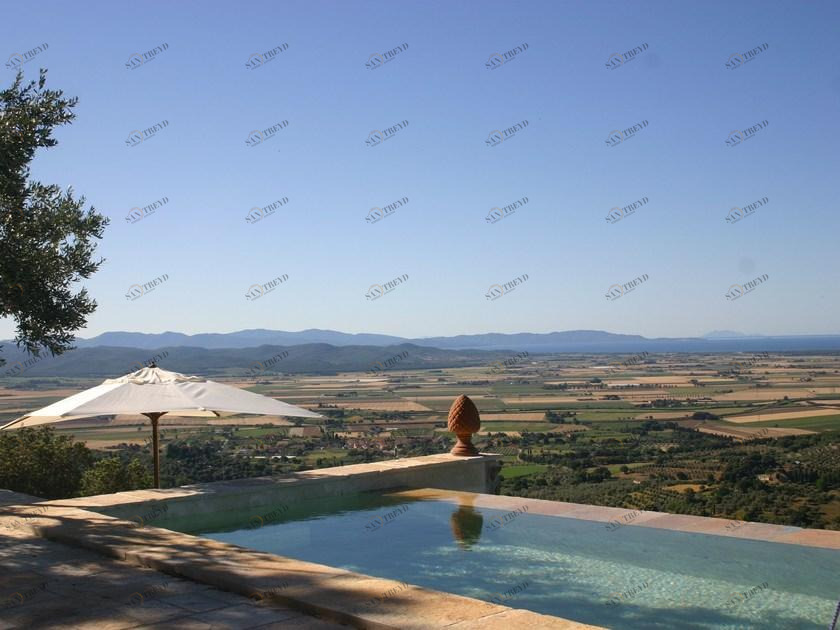 GH LAZZERINI Заглубленный бассейн из натурального камня sun-id-1346125