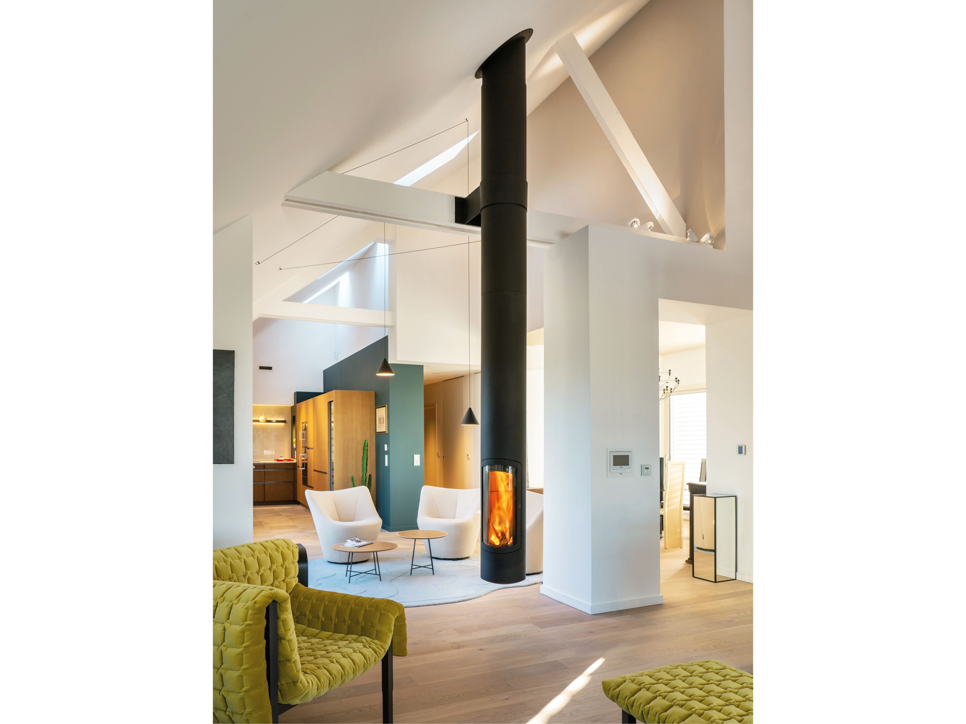 Центральный дровяной подвесной камин Focus creation Slimfocus ARCH-00022581