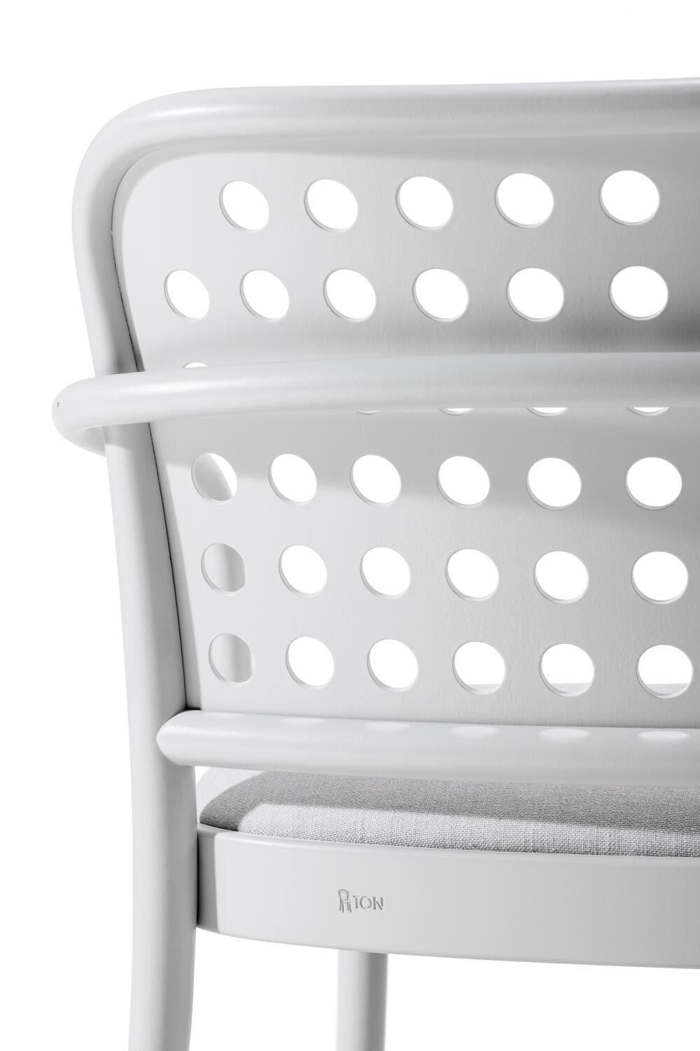 Деревянное кресло с подлокотниками с мягким сиденьем TON 822 ARCH-00035643 - Вид №9