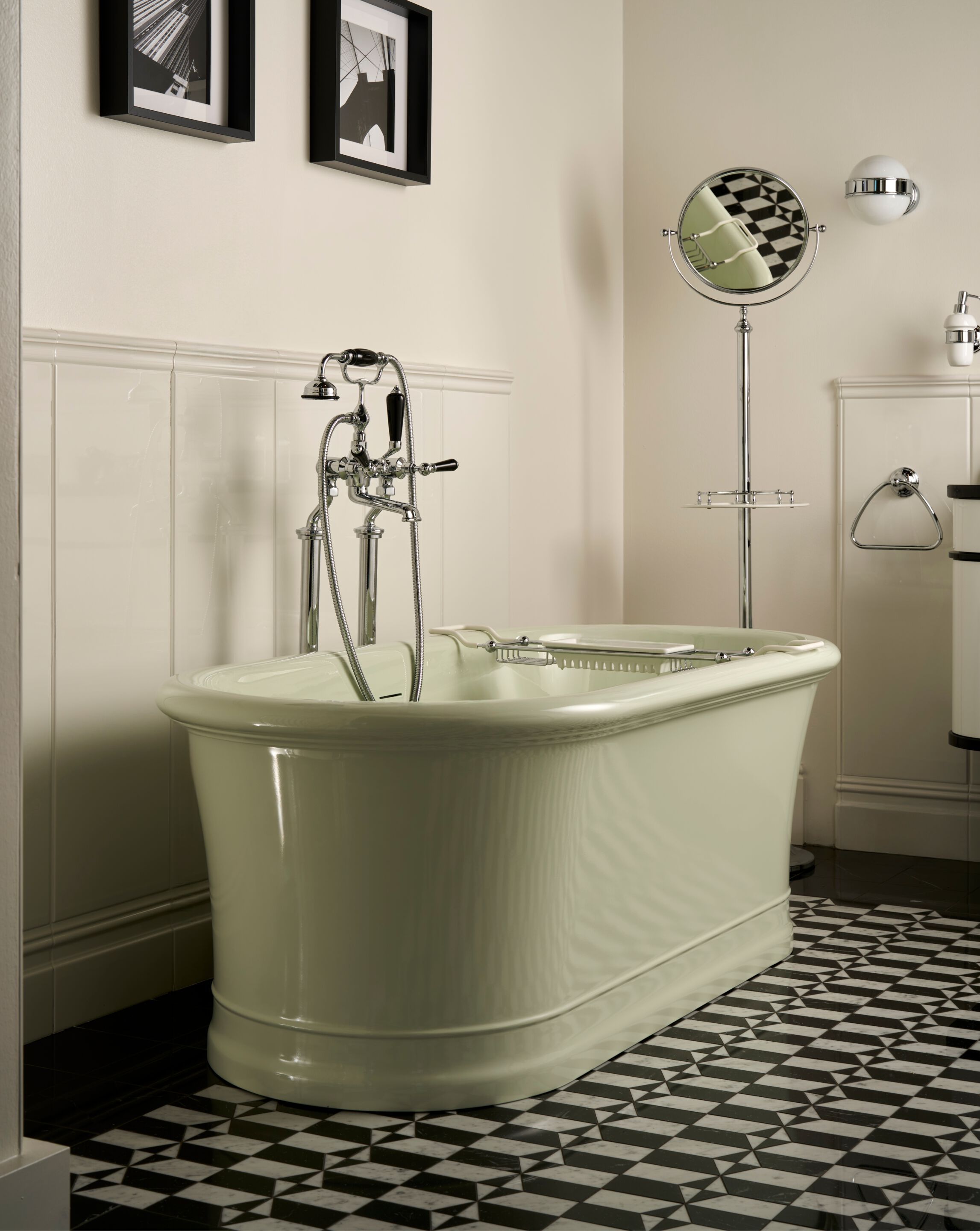 Овальная ванна в центре комнаты Devon&Devon CELINE PETITE ARCH-00034014 - Вид №2