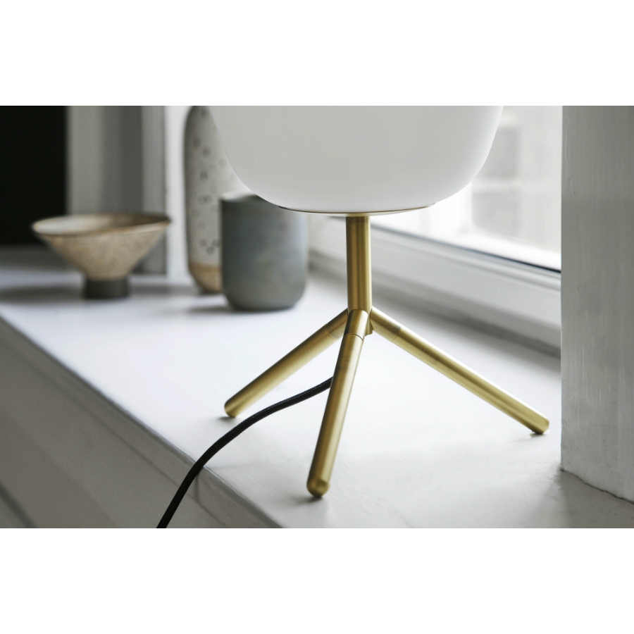 Лампа настольная Silk, D20 см, белое опаловое стекло Frandsen 257701184011 - Вид №3