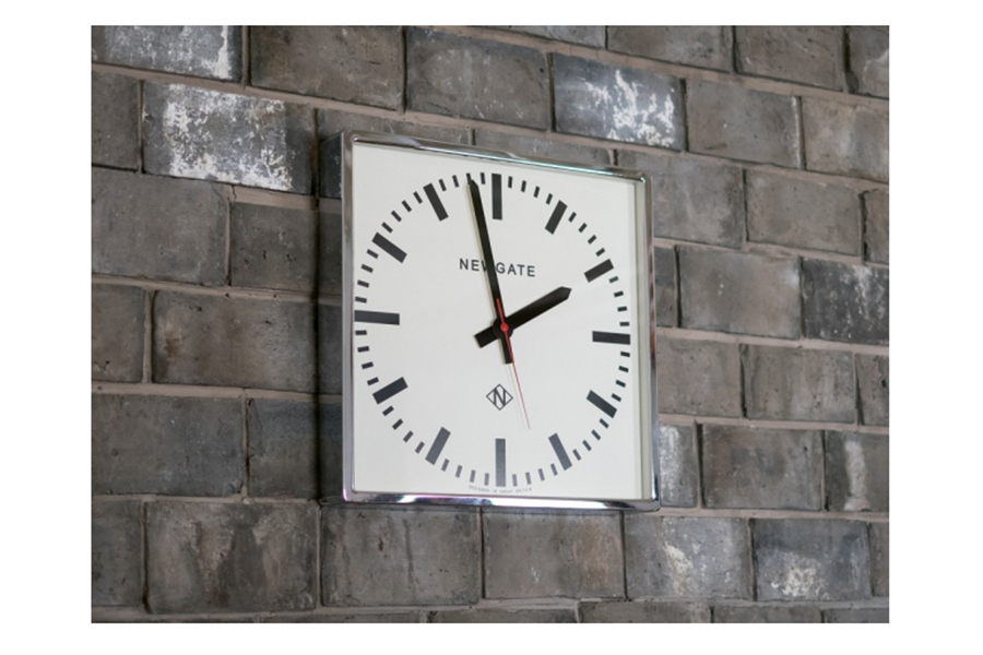 Настенные часы Underpass, 45х45х7 см, хром Newgate UND72CH - Вид №1