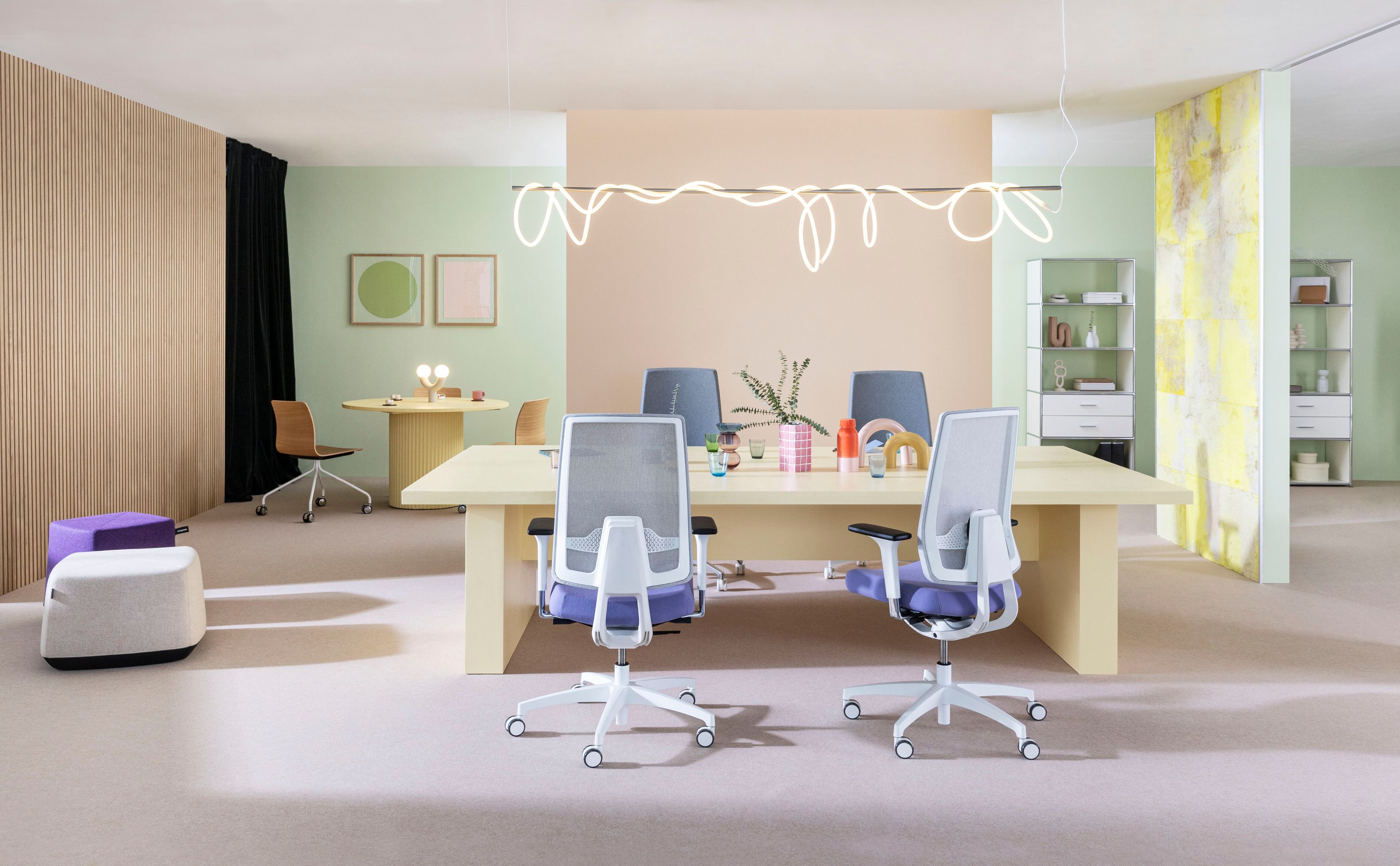 Офисное кресло с высокой спинкой Dauphin Indeed Automatic ARCH-00149804 - Вид №1