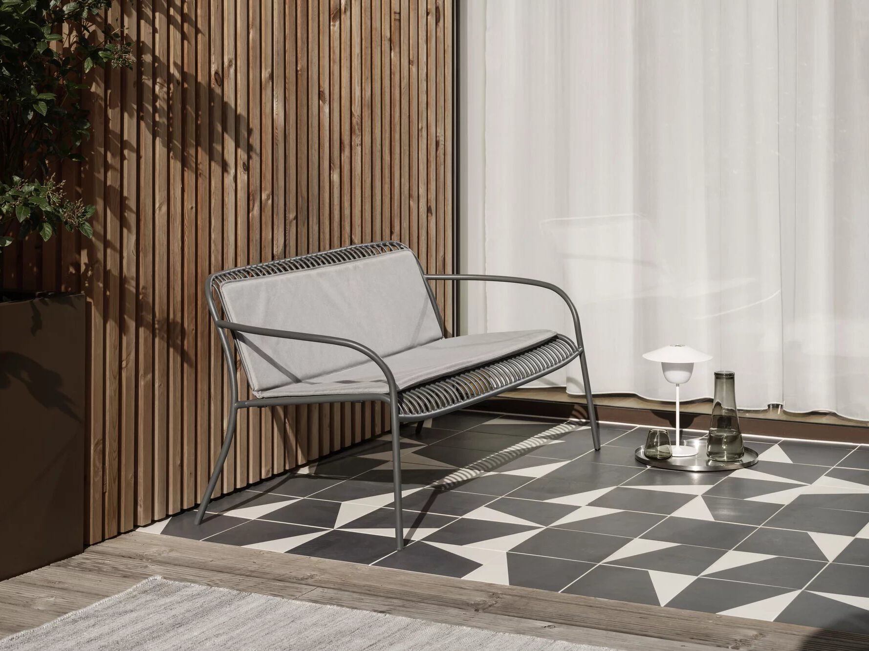 Полиэфирная подушка для дивана blomus Yua ARCH-00088731 - Вид №5