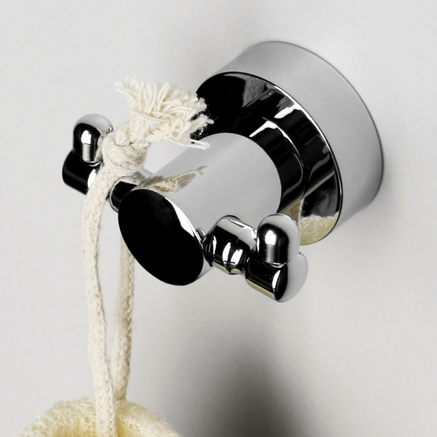 K-9423D Donau (ранее К-9423) Крючок двойной WasserKRAFT Donau K-9400 